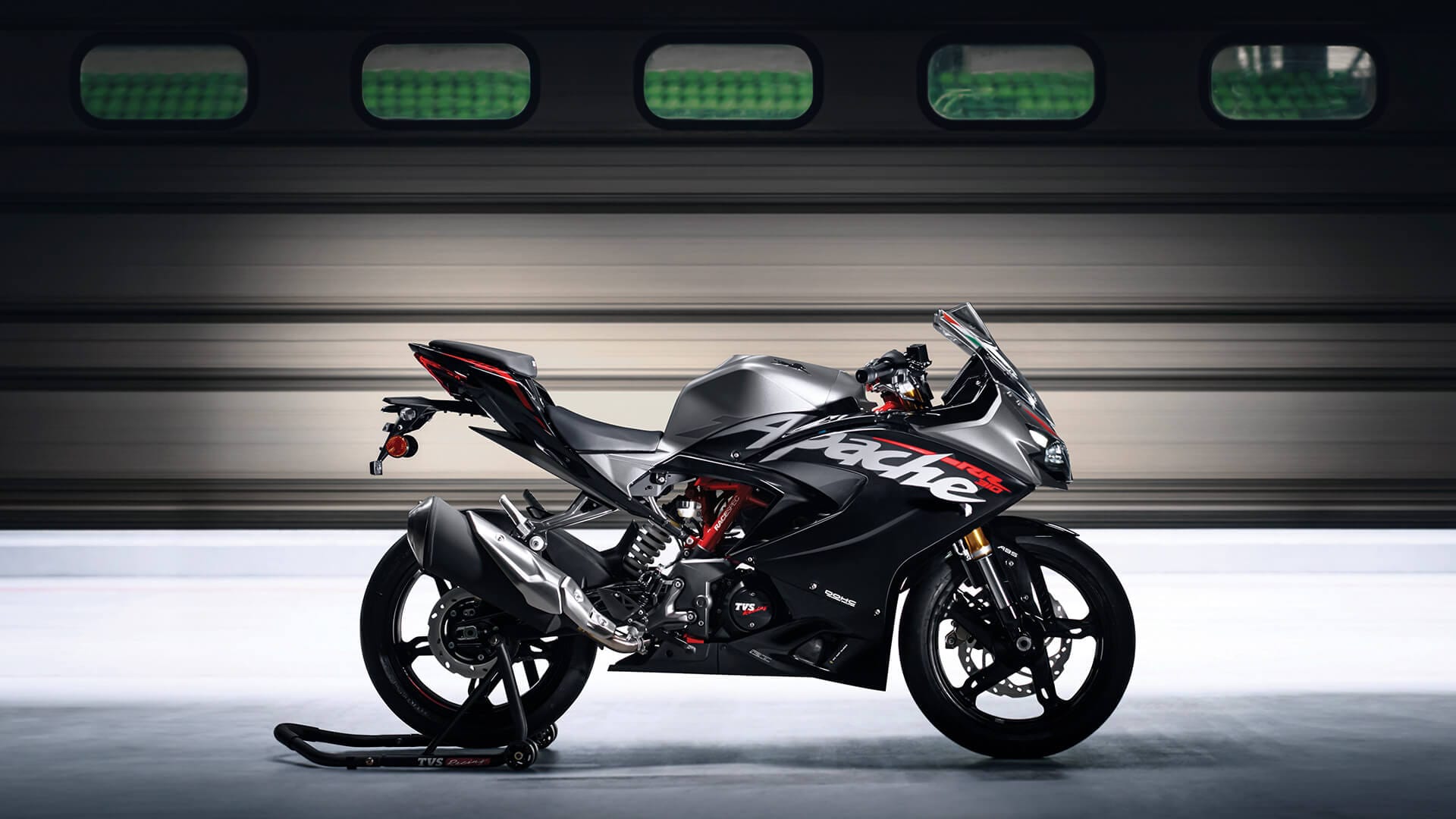 TVS Motor Apache RR 310 STD BS VI image